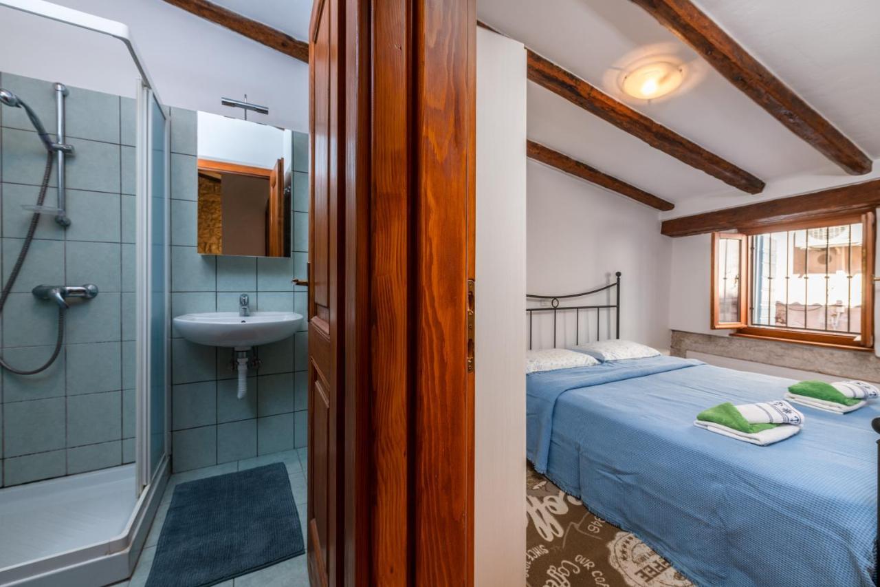 Apartment Blue Bay Free Parking Rovinj Exterior photo